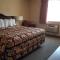 Knights Inn and Suites - Grand Forks - Grand Forks