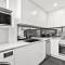 Sunny Rushcutters Bay Apartment