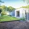 Sunday, Stunning Modern Beach House