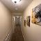 Ground Floor 2 Bedroom Apt, Onsite Parking, Edge of Glastonbury and Street
