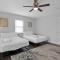 Housepitality - The Urban Roost 1 - Modern