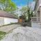 Housepitality - The Urban Roost 1 - Modern
