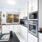 Tiny Comfy flat with Bikes