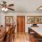 Cub House- Remodeled cabin INSIDE Yosemite with new hot tub and more
