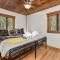 Cub House- Remodeled cabin INSIDE Yosemite with new hot tub and more