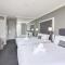 Private Hotel Rooms in Central Surfers