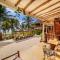 Shanuo Beach Bungalows