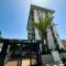 SA Apartments! Sea and Mountain View 2BD Duplex