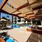 SA Apartments! Sea and Mountain View 2BD Duplex