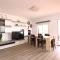 Spacious townhouse with terraces and pool in Sagunto