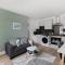 Modern and Bright 2 Bed Apartment in Saltash Modern and Bright 2 Bed Apartment in Saltash