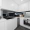 Sunny Rushcutters Bay Apartment