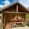 Guest house Xheni