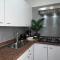 Rooi Santo Residence