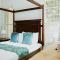 Shangri-La Boutique Bed & Breakfast
