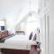 Shangri-La Boutique Bed & Breakfast