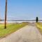 Twin Lakes Home - Walk to Lake Elizabeth!