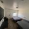 Mac’s Motel