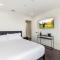 Camelback Mountain Mansion - Micro-resort, Views, Golf, Heated Pool, Game Room