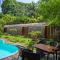 Catba Backpackers Hostel & Pool Bar