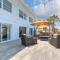 Sea La Vie Beach Oceanfront Patio Pet Friendly