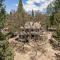 3 Wild Turkeys Family Friendly Home