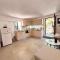 Petra Oliva Apartment