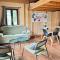 Le chalet bucolique au bord de leau