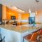 Stylish 1BR HighRise DT, Parking, Pool, Gym, W-D, Golf