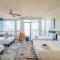 Spacious 2BR HighRise, Gym, Pool, Parking, W-D, Golf