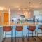 Spacious 2BR HighRise, Gym, Pool, Parking, W-D, Golf