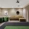 Spacious 2BR HighRise, Gym, Pool, Parking, W-D, Golf