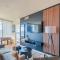 Cozy HighRise 23th Flr,Gym,Parking,Pool,W-D,Golf