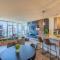 Cozy HighRise 23th Flr,Gym,Parking,Pool,W-D,Golf