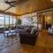Shadow Mountain Villa