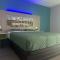 Hi-Way Host Motel