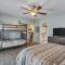 The Nut House - Lovely Home with Hot Tub home