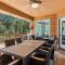 The Nut House - Lovely Home with Hot Tub home