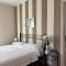 Charming & bright apartment Como lakefront
