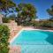 Sea frontline Apartment Ernesto. Pool. WIFI