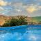 Rockside House Areni