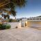 Your Private Noosa Oasis - steps to the beach!