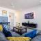 ROOMS NEAR ME - Private Access Entire Place, Kitchen & Bathroom with Amenities, Fast WiFi, Smart Tv, Premium Bed, Parking Nearby