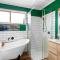 Seaside Serenity: Charming 2-Bedroom Getaway