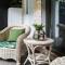 Aloha - Noosa Pde - location and beach style