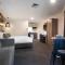 Doncaster Apartments by Nightelier