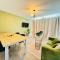 2 Bed House, Sleeps 6, Dog Friendly, Close to A14 M11, with Garden & Parking LONG STAY WORK CONTRACTOR LEISURE, JADE