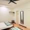 Ocean 19 Shamrock Villa Beachfront Big Group 4 Bedroom 5 Bathroom with Pool