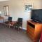 Seven Oakes Motel