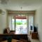 Bungalow Sea Pradise